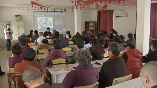 
上海肿瘤医院黄牛代挂号电话票贩子号贩子网上预约挂号,住院检查加快,这堂防诈骗讲座，专为崇明这群人