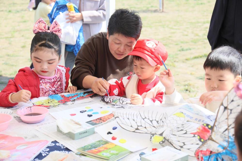 
南京各大医院黄牛代挂号电话票贩子号贩子网上预约挂号,住院检查加快,中华村上演“风筝嘉年华”，拉开沪郊廊下田野百花节序幕