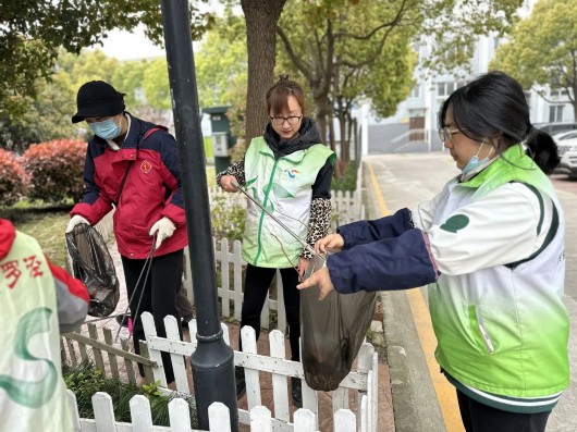 
上海儿童医学中心黄牛代挂号电话票贩子号贩子网上预约挂号,住院检查加快,提升小区颜值！宝山这里开展清洁家园行动