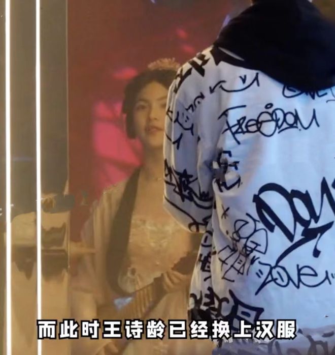 
北京302医院黄牛代挂号电话票贩子号贩子网上预约挂号,住院检查加快,王岳伦陪女儿拍写真，王诗龄穿汉服抱琵琶，似大家闺秀太像李湘