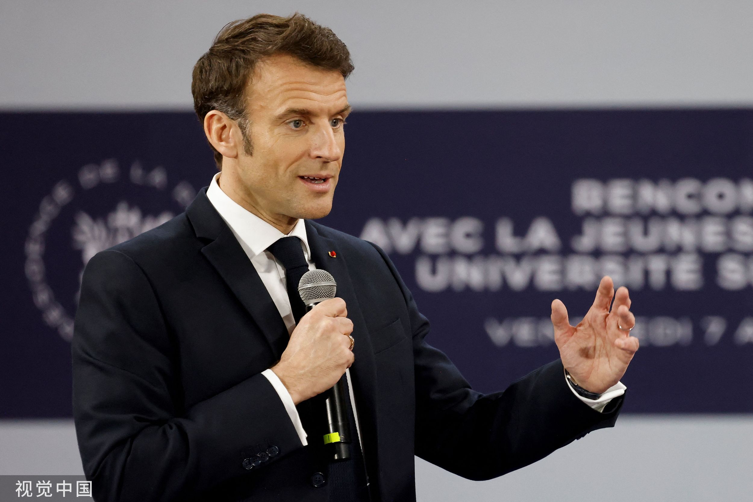 La ceremonia de investidura de Emmanuel Macron, en imágenes