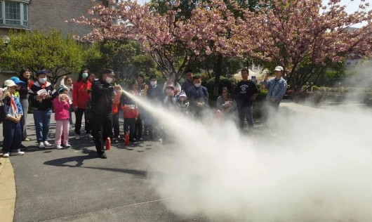 
天津各大医院黄牛代挂号电话票贩子号贩子网上预约挂号,住院检查加快,共筑绿色环保新生活，宝山这里的社区小先生跳蚤市场热闹开市