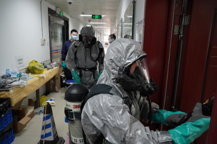 
天津儿童医院黄牛代挂号电话票贩子号贩子网上预约挂号,住院检查加快,实验室化学品泄漏怎么办？华东理工大学开展据实场景式应急演练