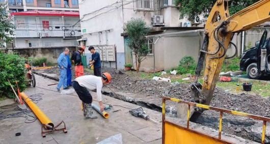 
中日友好医院黄牛代挂号电话票贩子号贩子网上预约挂号,住院检查加快,提升居民生活品质！宝山这个老旧小区将“安全管道”铺设到家