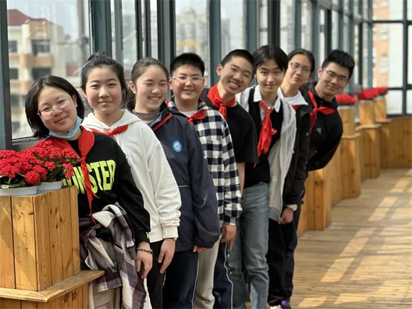 [徐汇]中国中学:云韵集锦 风采大观——2022学年校园艺术节成果展示