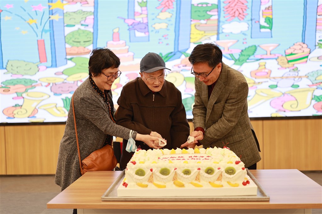 
上海龙华医院黄牛代挂号电话票贩子号贩子网上预约挂号,住院检查加快,100岁也是《小朋友》！这本杂志见证中国儿童文化发展与变化
