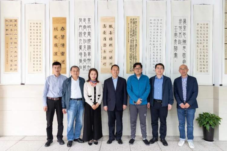 
中山二院黄牛代挂号电话票贩子号贩子网上预约挂号,住院检查加快,传承中华文化 礼赞伟大时代——第十一届“白蕉杯”十六校师生书法邀请赛总结会暨区级写字教研展示活动