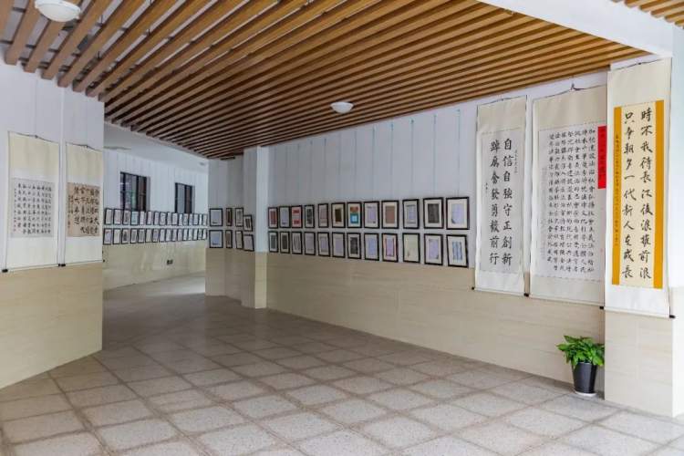 
中山二院黄牛代挂号电话票贩子号贩子网上预约挂号,住院检查加快,传承中华文化 礼赞伟大时代——第十一届“白蕉杯”十六校师生书法邀请赛总结会暨区级写字教研展示活动