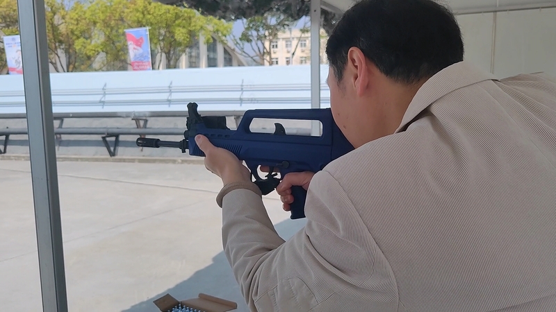 
江苏省中医院黄牛代挂号电话票贩子号贩子网上预约挂号,住院检查加快,直击海军驻沪某部军营开放日：普通市民登上了国产战舰