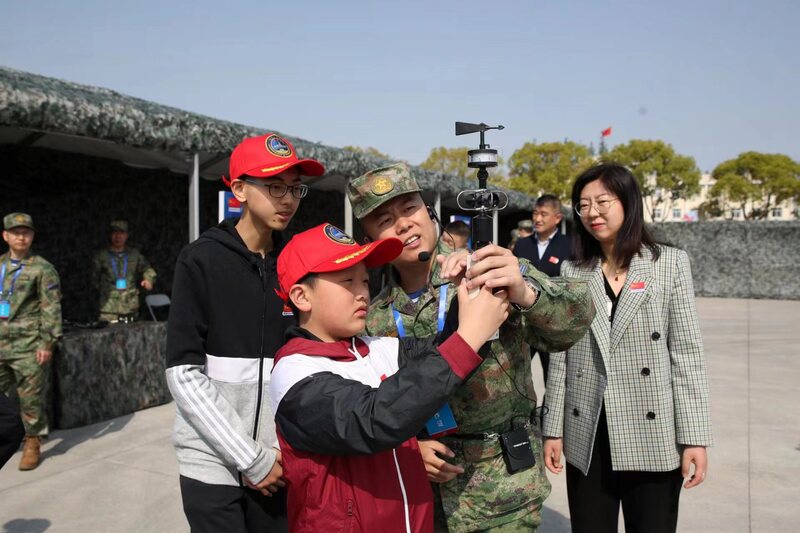 
江苏省中医院黄牛代挂号电话票贩子号贩子网上预约挂号,住院检查加快,直击海军驻沪某部军营开放日：普通市民登上了国产战舰