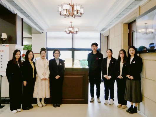
上海眼耳鼻喉科医院黄牛代挂号电话票贩子号贩子网上预约挂号,住院检查加快,劳动最光荣！杨浦的他们获表彰！