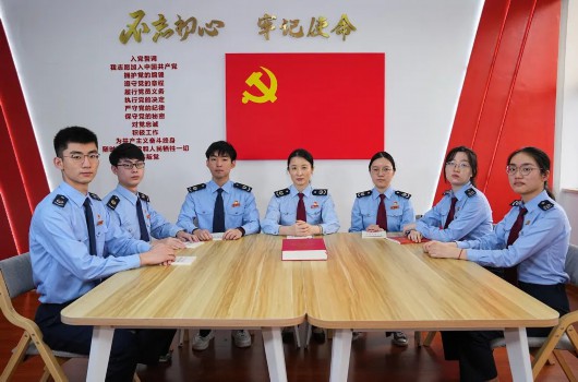 
上海眼耳鼻喉科医院黄牛代挂号电话票贩子号贩子网上预约挂号,住院检查加快,劳动最光荣！杨浦的他们获表彰！