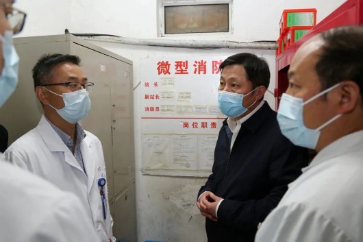 
上海各大医院黄牛代挂号电话票贩子号贩子网上预约挂号,住院检查加快,安全检查守底线 走访慰问送关爱 | 杨浦区领导开展节前安全生产检查并看望慰问基层一线职工