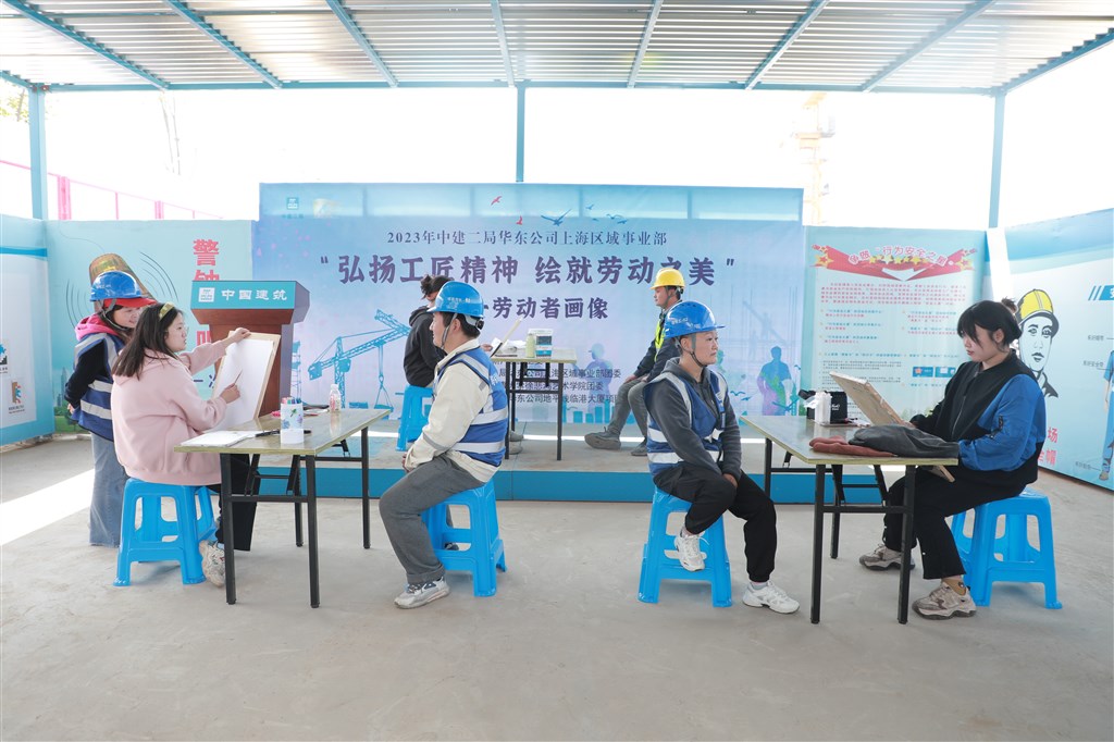 
北京广安门中医院黄牛代挂号电话票贩子号贩子网上预约挂号,住院检查加快,为建设者画像！临港的这个工地一角秒变艺术创作室
