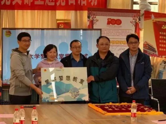 
上海肺科医院黄牛代挂号电话票贩子号贩子网上预约挂号,住院检查加快,致敬劳动者丨“筑梦”前行，他们造就“城市之美”