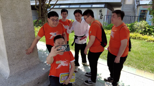 
中山大学中山眼科中心黄牛代挂号电话票贩子号贩子网上预约挂号,住院检查加快,重温五四青年风采，打卡外滩经典地标