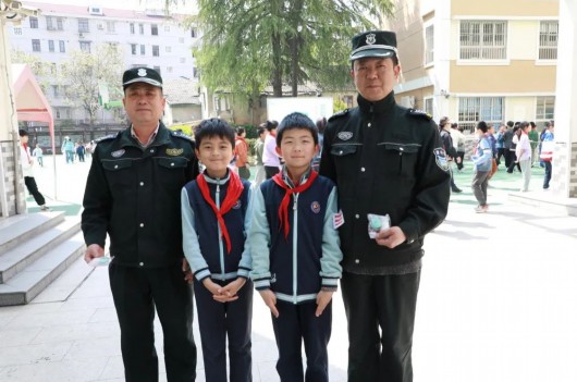 
广州中山三医院黄牛代挂号电话票贩子号贩子网上预约挂号,住院检查加快,护手霜怎么做？配方大揭秘！感恩劳动者的辛勤双手