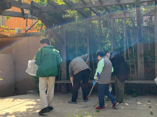 
上海新华医院黄牛代挂号电话票贩子号贩子网上预约挂号,住院检查加快,这个五一的“阳光”真棒！