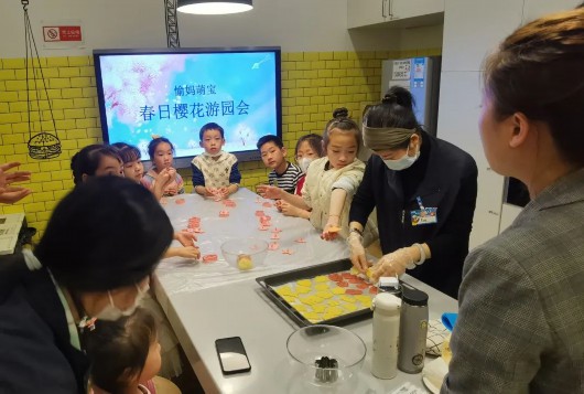
北京八大处整形医院黄牛代挂号电话票贩子号贩子网上预约挂号,住院检查加快,圈圈享便利、片片有品质！快来围观普陀这些“圈中人”的幸福生活