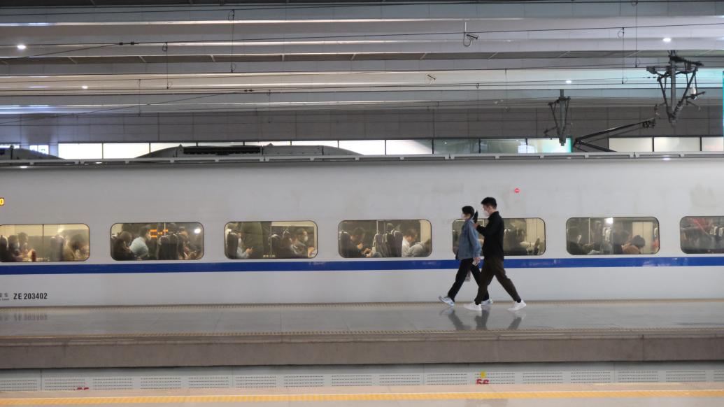 
北京协和医院黄牛代挂号电话票贩子号贩子网上预约挂号,住院检查加快,铁路上海站今日客流平稳运行，预计到达旅客52.6万人次
