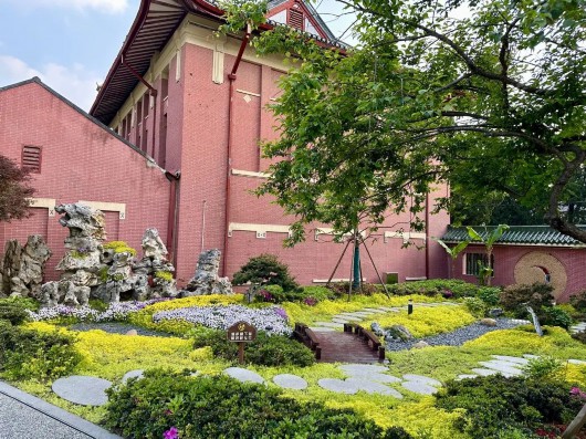 
上海第十人民医院黄牛代挂号电话票贩子号贩子网上预约挂号,住院检查加快,“苏河明珠”华东政法大学推出定制主题文化线路