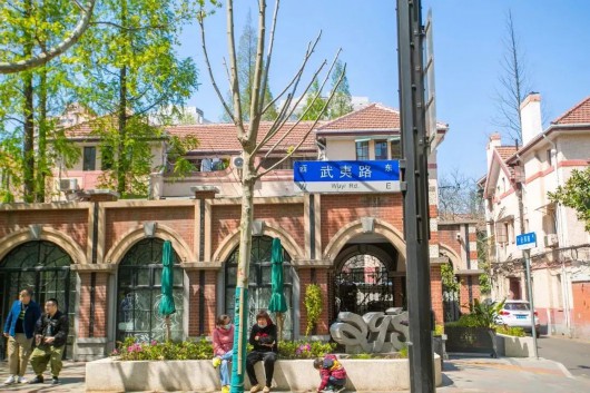 
首都医科大学附属阜外医院黄牛代挂号电话票贩子号贩子网上预约挂号,住院检查加快,长宁这17处特色景点，值得你漫游细品！