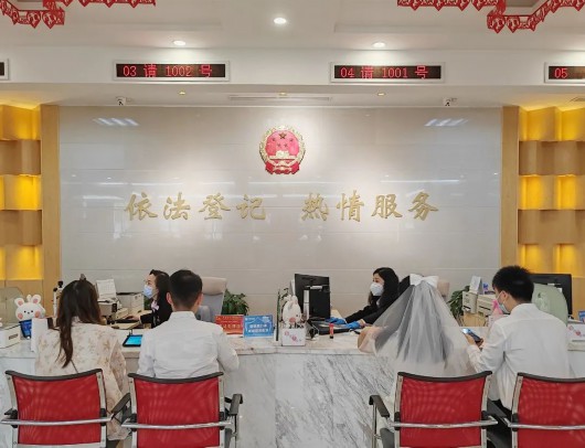 
北京301医院黄牛代挂号电话票贩子号贩子网上预约挂号,住院检查加快,今天，这些新人特意选择来长宁领证！