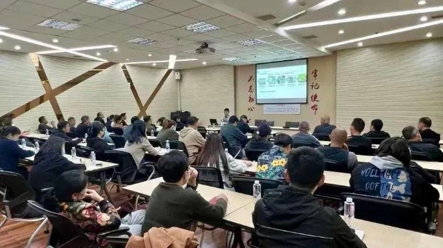 
中国中医科学院广安门医院黄牛代挂号电话票贩子号贩子网上预约挂号,住院检查加快,宝山区有序开展垃圾分类业务指导及线下培训