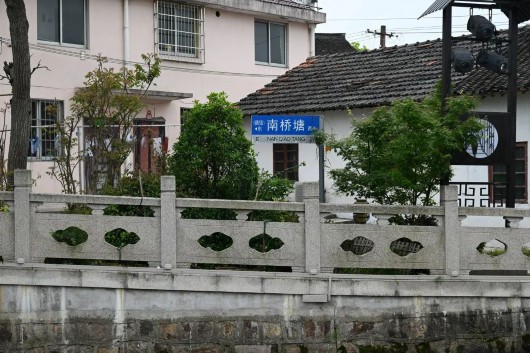 
北大医院黄牛代挂号电话票贩子号贩子网上预约挂号,住院检查加快,“穿越”古华大地，古典园林与古镇老街的梦幻联动