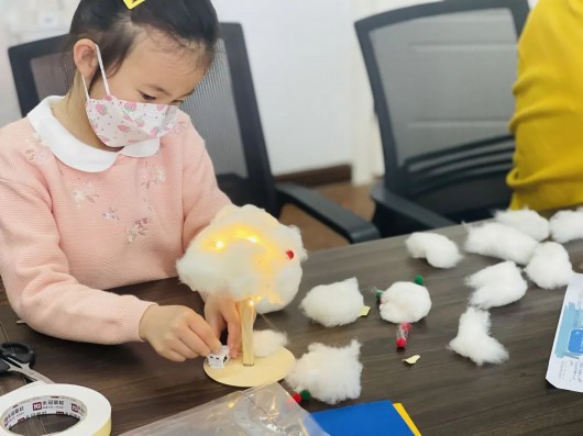 
浙江省肿瘤医院黄牛代挂号电话票贩子号贩子网上预约挂号,住院检查加快,把云朵“摘”下来送给你！