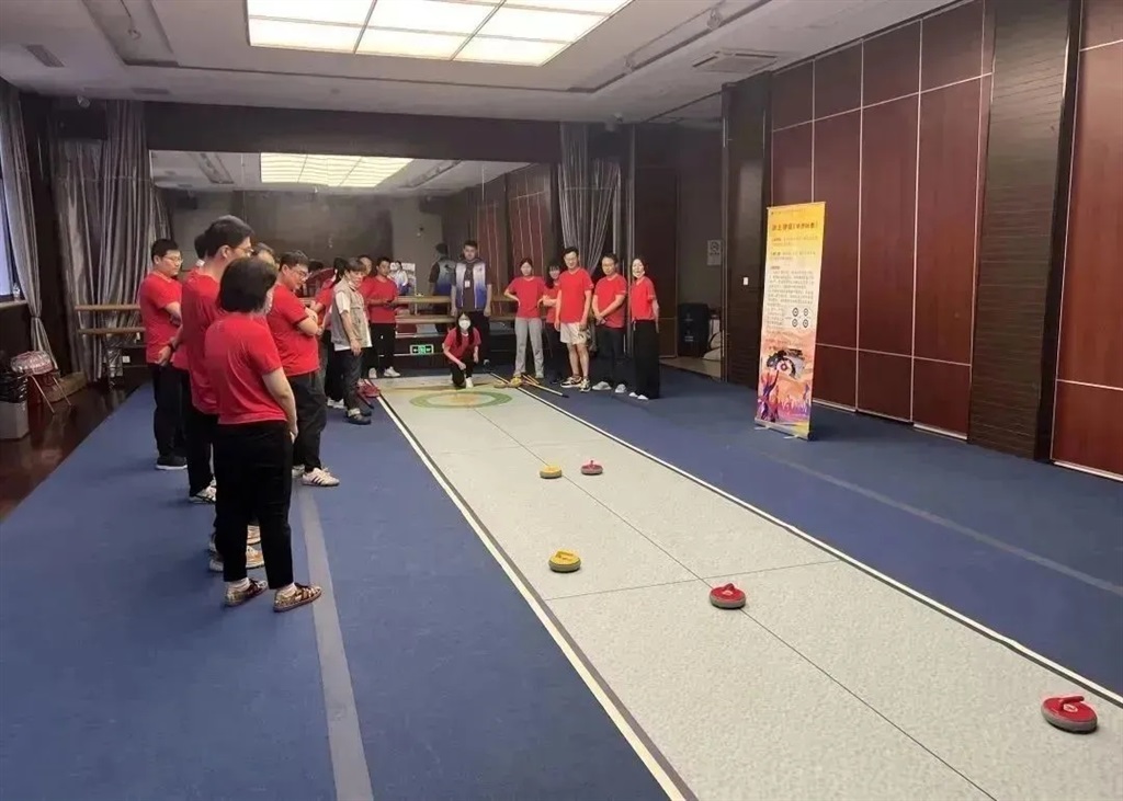 
上海儿科医院黄牛代挂号电话票贩子号贩子网上预约挂号,住院检查加快,综合考验团队协作能力这场青年律师趣味运动会近日举行