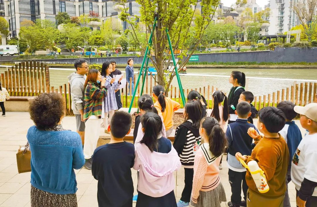 
广州儿童医院黄牛代挂号电话票贩子号贩子网上预约挂号,住院检查加快,当两湾青年遇上萌娃，会擦出怎样的火花