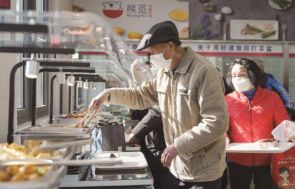 
杭州市三医院黄牛代挂号电话票贩子号贩子网上预约挂号,住院检查加快,想去社区食堂无奈距离较远 家门口食堂如何更近更便捷