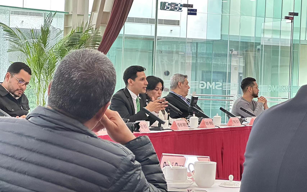 南京市第一医院黄牛代挂号电话票贩子号贩子网上预约挂号,住院检查加快,洪都拉斯媒体记者团中国行最后一站:上海是我们发展的方向
