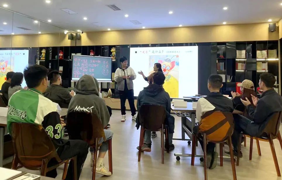 0512_085957_943.jpg 1.jpg