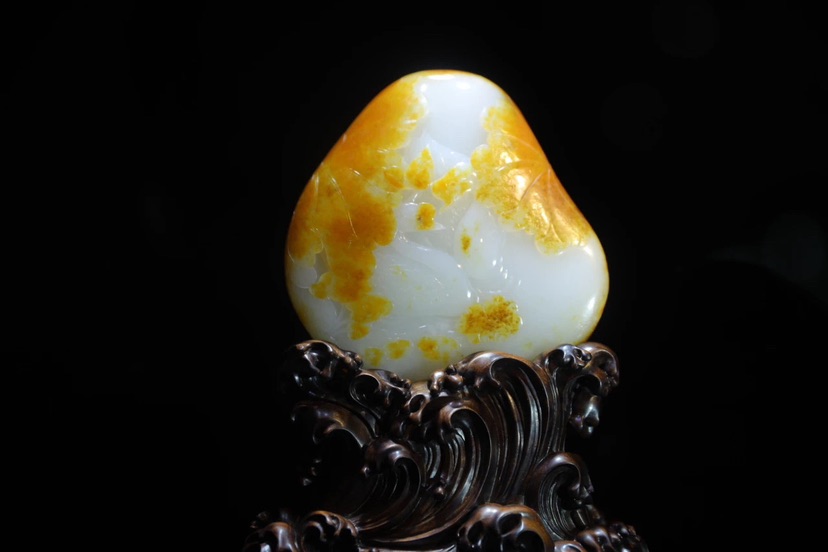 中国玉石雕神工艺术大展开幕 海派玉雕诠释工匠精神