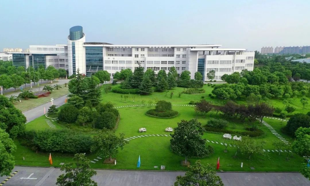 上海建设管理职业技术学院2023年招聘公告