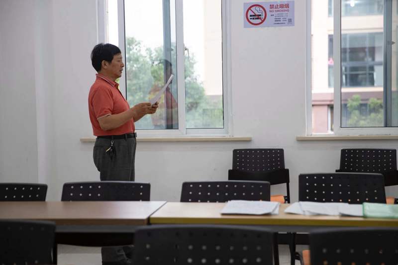 上海之歌| 上海竟有3100多行的叙事民歌？这位奉贤爷叔在自发传承
