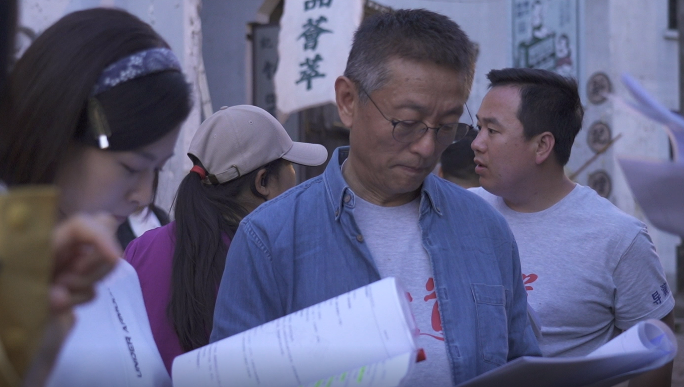 导演侯咏幕后花絮照（2）.png