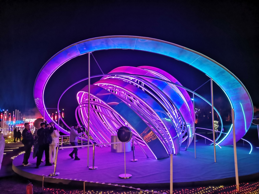 潮艺术盛会启幕,三条旅游线推出,北京朝阳举办国际灯光节