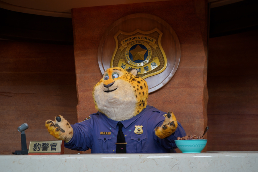疯狂动物城老虎警官图片