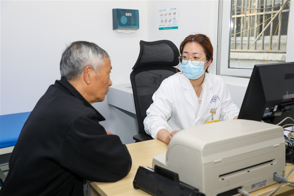 开明医保联网结算，这个社区卫生服务站完成“家门口”便捷就诊