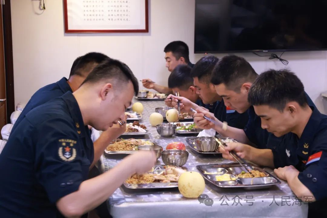 南昌舰上的炊事员,讲一讲特别的炊事班故事