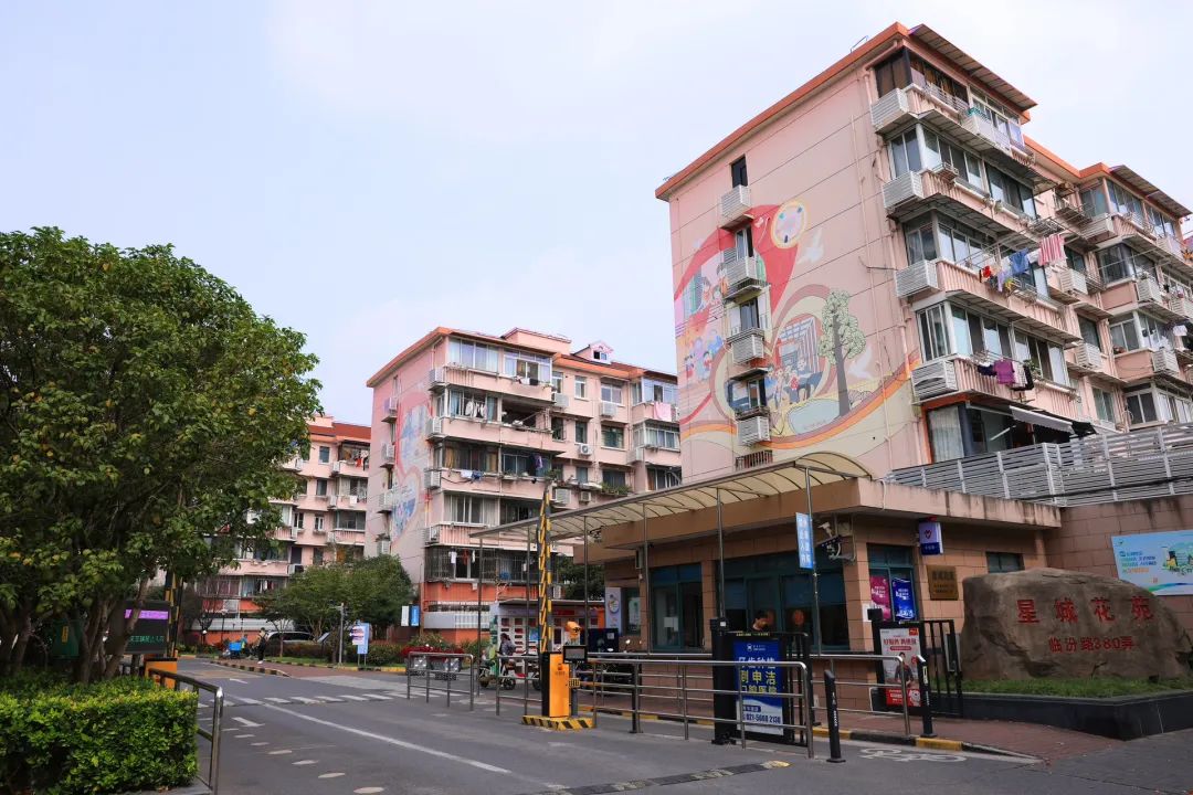 上海市临汾路380弄社区更新项目28.