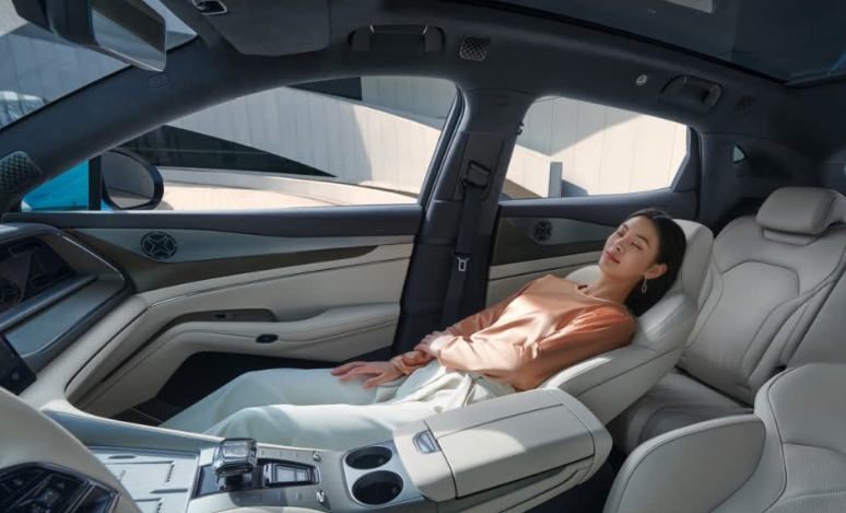 全新腾势N7正式上市,售价23.98-32.98万元