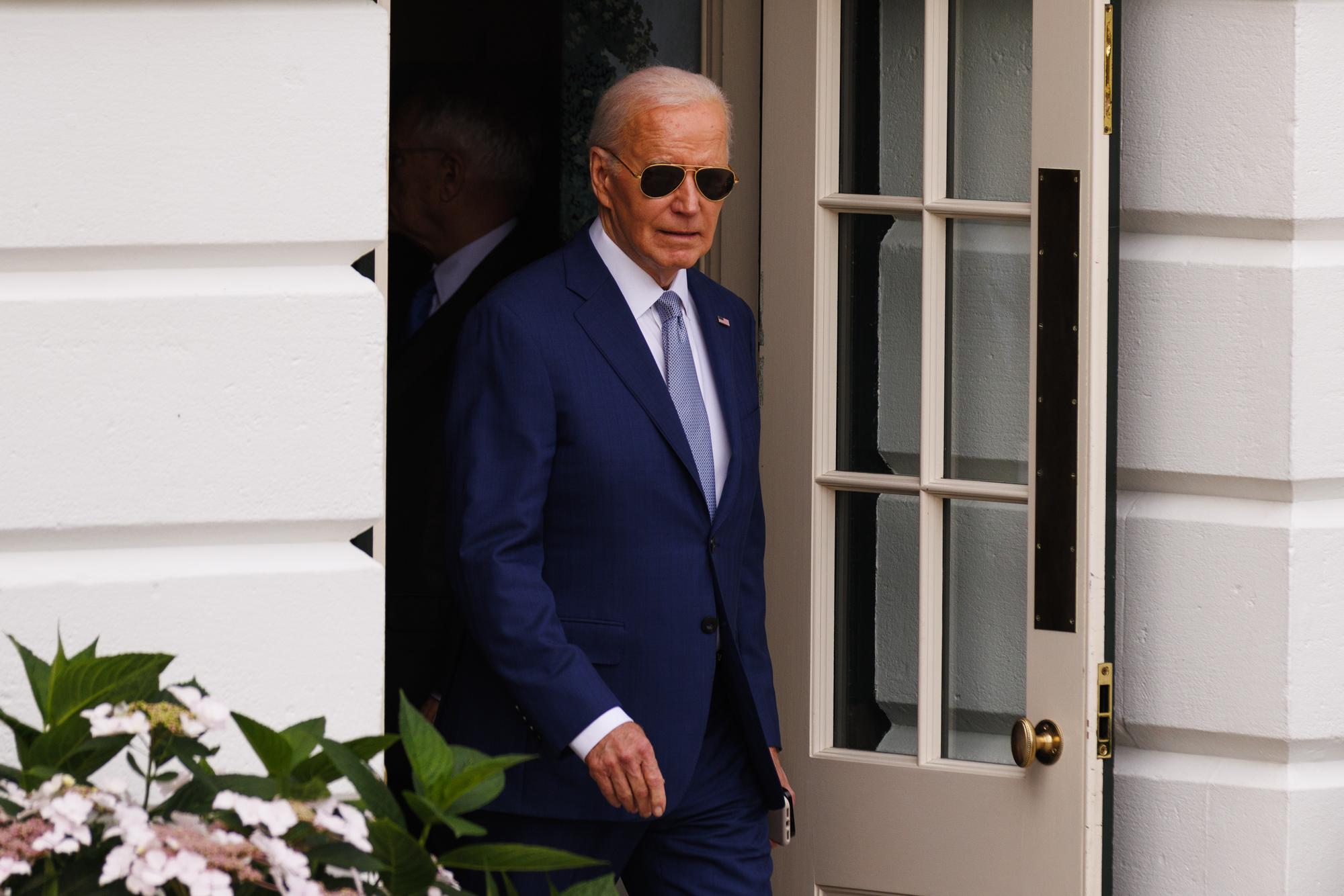 拜登再拉大腕筹款经济政策仍遭差评