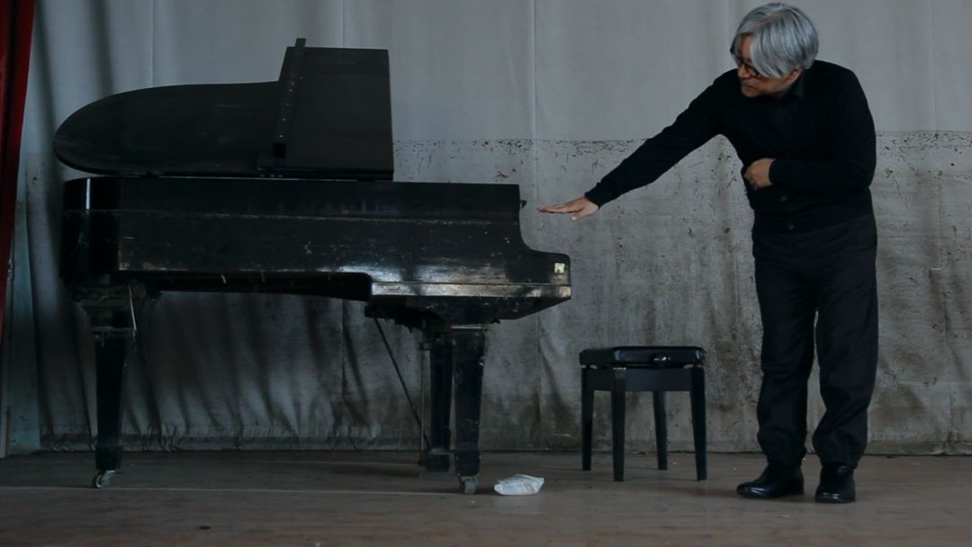 文青最爱的坂本龙一,明明是要去当演员的