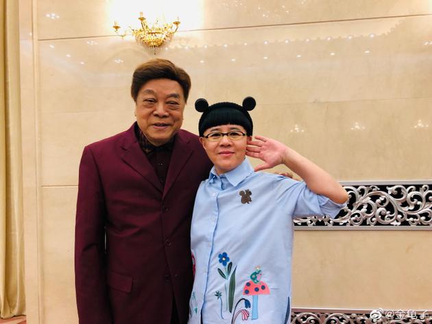 主持人金龟子发文悼念赵忠祥:"大侠"一路走好