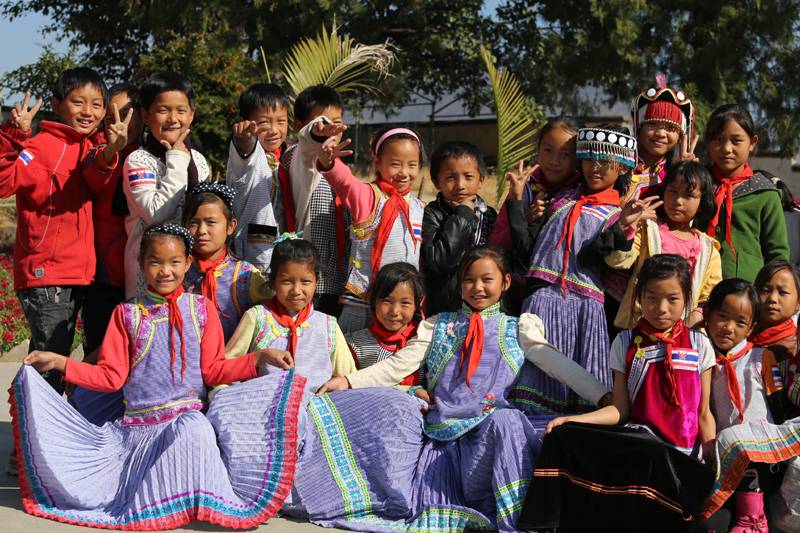 云南怒江受捐助的孩子们
