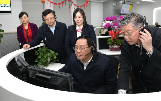 上海启动一级响应 李强应勇除夕检查疫情防控